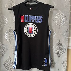 Women’s sz Medium black clippers Jersey Leonard #2